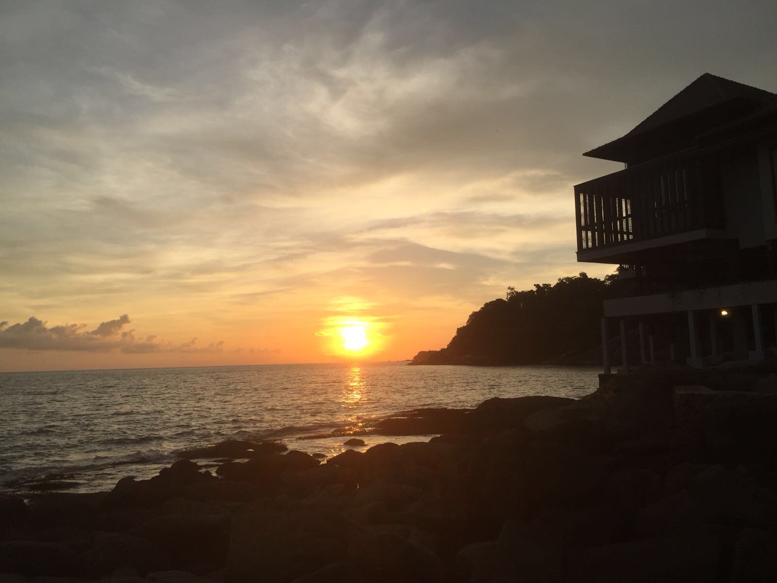 B47395A8-2D22-4A6E-915D-BB567042E3ED